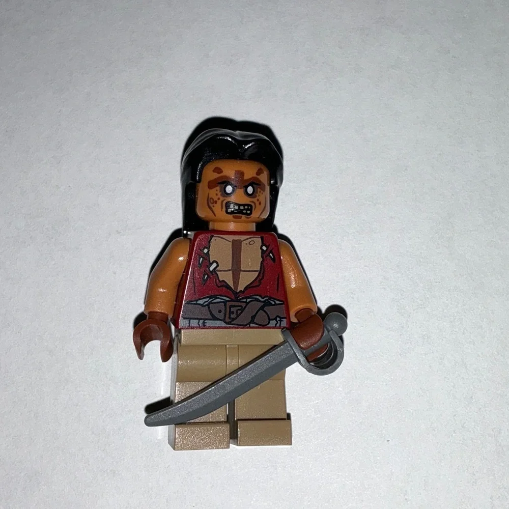 LEGO Pirates of the Caribbean, Yeoman Zombie Minifigure